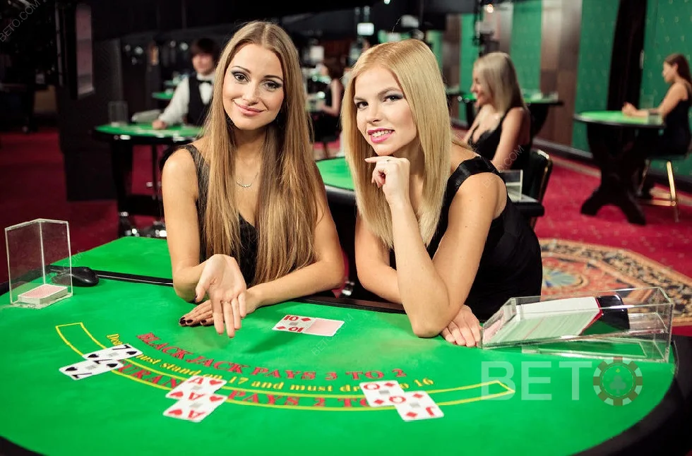 Meja dealer dalam suasana kasino live